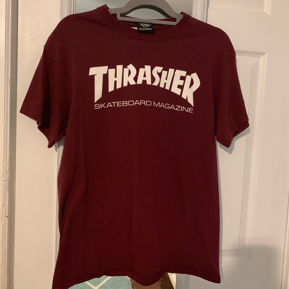 Maroon thrasher t-shirt